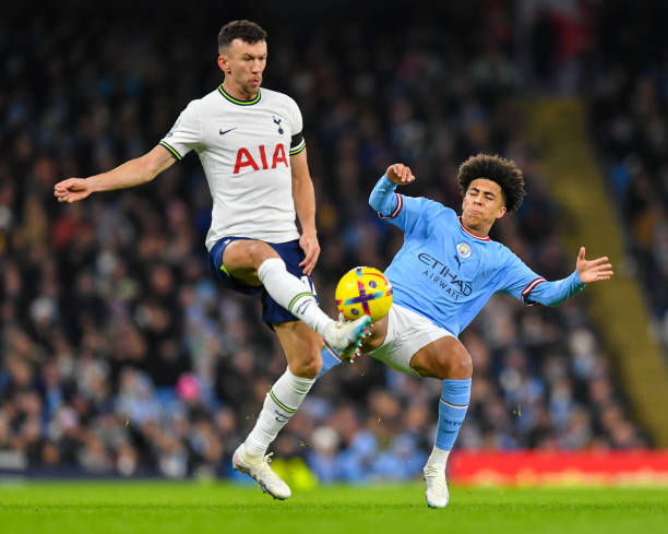 一个巩固俱 一个巩固俱